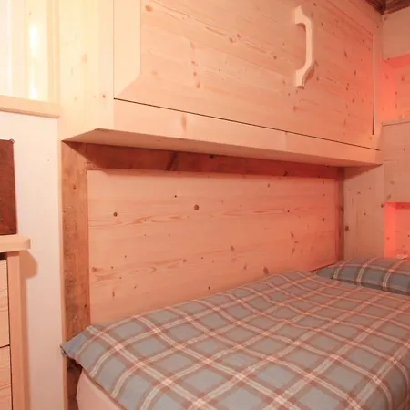 Brand New Beautiful Ground Floor Flat Apartamento *