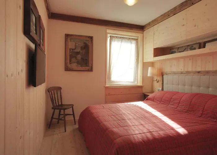 Brand New Beautiful Ground Floor Flat Apartment Cortina d'Ampezzo